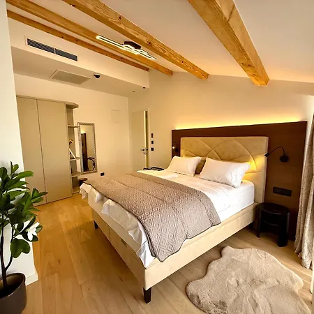 Nona Ana Heritage Apartman *